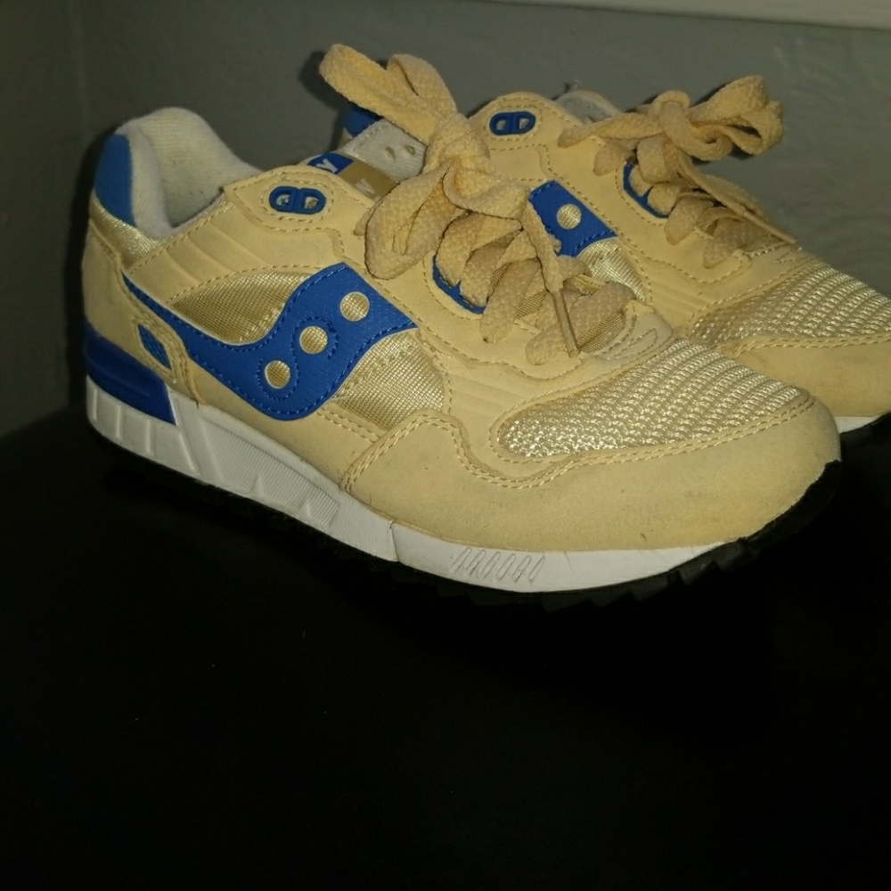 Saucony